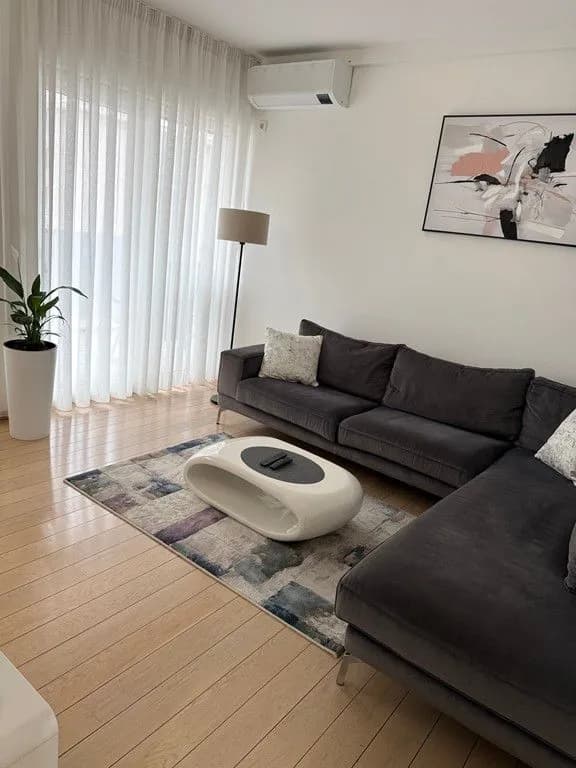 Prodaja, trosoban stan, 72m², City Kvart, Podgorica