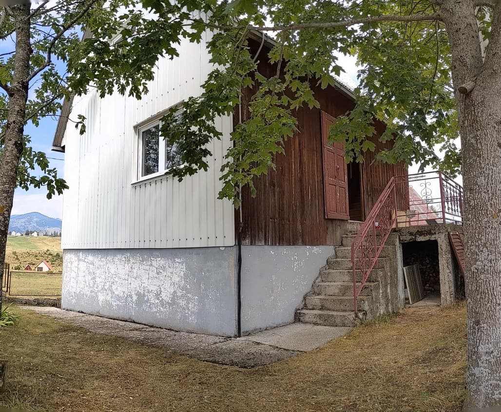 2 bedroom house